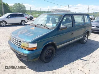 1994 Plymouth Voyager z VIN 2P4GH2530RR644392, wystawiony jako IAAI lot #42177362 z przebiegiem 111 692 mil mil oraz . Historia ofert i sprzedaży dostępna na DreamBid. Obrazek 2.