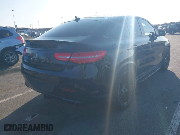 2016 Mercedes-Benz GLE 450 AMG z VIN 4JGED6EB9GA026538, wystawiony jako IAAI lot #41930608 z przebiegiem 107 055 mil mil oraz . Historia ofert i sprzedaży dostępna na DreamBid. Obrazek 4.
