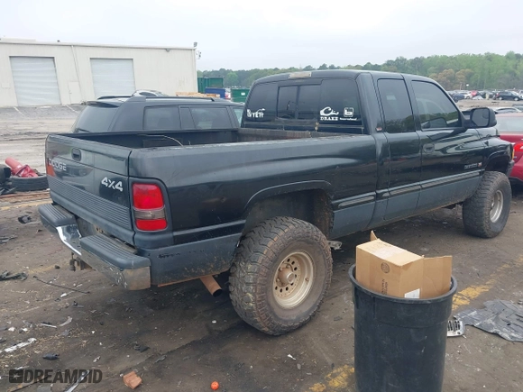 1998 Dodge Ram 1500 with VIN 1B7HF13Z5WJ170522, listed as a IAAI auction lot 41897479 with 1 mi miles. Bid and sale history available at carsss.com. Image 4.