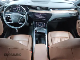 2022 Audi e-tron Premium with VIN WA1AAAGE4NB022730, listed as a Copart auction lot 56118575 with 47,680 mi miles and Clean title. Bid and sale history available at DreamBid. Image 8.