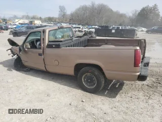 1996 Chevrolet Silverado 1500 with VIN 1GCEC14W6TZ165097, listed as a Copart auction lot 48853555 with 205,981 mi miles and Salvage Title. Bid and sale history available at DreamBid. Image 2.