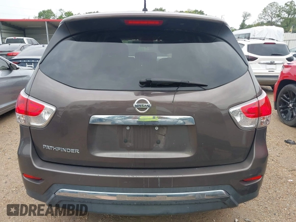 2015 Nissan Pathfinder SV with VIN 5N1AR2MN0FC622662, listed as a IAAI auction lot 39660676 with 171,421 mi miles. Bid and sale history available at carsss.com. Image 17.