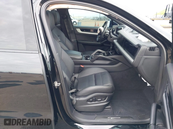 2024 Porsche Cayenne with VIN WP1BA2AY9RDA49496, listed as a IAAI auction lot 41847945 with 29,586 mi miles and . Bid and sale history available at DreamBid. Image 5.