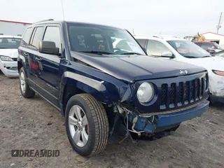 2013 Jeep Patriot Sport z VIN 1C4NJPBB2DD100402, wystawiony jako IAAI lot #41104624 z przebiegiem 113 687 mil mil oraz . Historia ofert i sprzedaży dostępna na DreamBid. Obrazek 1.