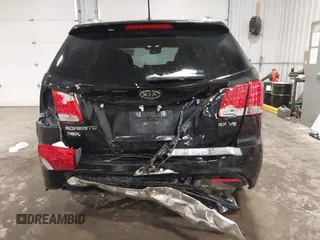 2011 Kia Sorento SX with VIN 5XYKW4A27BG110233, listed as a IAAI auction lot 41932749 with 109,029 mi miles. Bid and sale history available at carsss.com. Image 16.