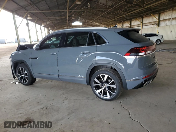2024 Volkswagen Atlas SEL Premium R-Line with VIN 1V2FE2CA9RC249533, listed as a Copart auction lot 46794585 with 2,131 mi miles and Salvage title. Bid and sale history available at DreamBid. Image 2.