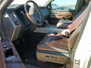 2015 Ford Expedition Platinum z VIN 1FMJU1LTXFEF03370, wystawiony jako Copart lot #47009175 z przebiegiem 115 282 mil mil oraz Szkoda całkowita • Salvage title. Historia ofert i sprzedaży dostępna na DreamBid. Obrazek 7.