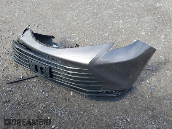2022 Toyota Sienna LE z VIN 5TDKSKFC6NS063429, wystawiony jako Copart lot #54986965 z przebiegiem Nie podano mil oraz Szkody całkowita. Historia ofert i sprzedaży dostępna na DreamBid. Obrazek 13.