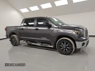 2011 Toyota Tundra z VIN 5TFEY5F10BX115722, wystawiony jako Copart lot #47325435 z przebiegiem 231 924 mil mil oraz Czysty tytuł • Clean title. Historia ofert i sprzedaży dostępna na DreamBid. Obrazek 4.