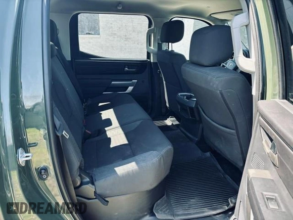 2022 Toyota Tundra 2WD SR5 with VIN 5TFLA5AB9NX017000, listed as a Copart auction lot 48811585 with 39,279 mi miles and Salvage Title. Bid and sale history available at carsss.com. Image 6.