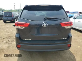 2017 Toyota Highlander XLE with VIN 5TDJZRFH5HS378559, listed as a Copart auction lot 60284395 with 121,915 mi miles and Clean title. Bid and sale history available at DreamBid. Image 6.