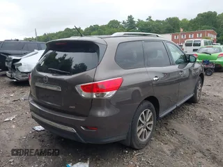 2015 Nissan Pathfinder SL with VIN 5N1AR2MM9FC723528, listed as a IAAI auction lot 42664245 with 120,818 mi miles and . Bid and sale history available at DreamBid. Image 4.