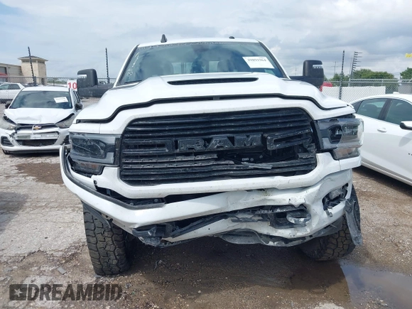 2023 Ram 2500 Laramie with VIN 3C6UR5FL3PG553812, listed as a IAAI auction lot 39891964 with 33,303 mi miles. Bid and sale history available at carsss.com. Image 12.