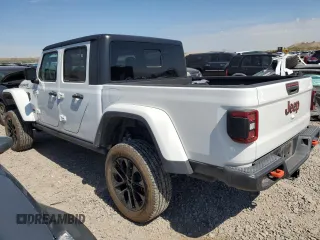 2021 Jeep Gladiator Mojave with VIN 1C6JJTEG2ML554046, listed as a Copart auction lot 54058304 with 53,143 mi miles and Salvage title. Bid and sale history available at DreamBid. Image 2.