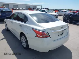 2015 Nissan Altima SL z VIN 1N4AL3AP8FC212893, wystawiony jako IAAI lot #42320300 z przebiegiem 147 795 mil mil oraz . Historia ofert i sprzedaży dostępna na DreamBid. Obrazek 3.