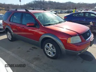 2007 Ford Freestyle SEL with VIN 1FMDK02177GA12029, listed as a IAAI auction lot 41490047 with 199,304 mi miles. Bid and sale history available at carsss.com. Image 1.