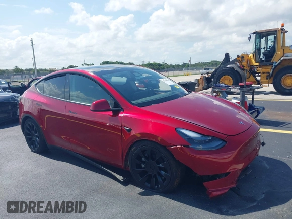2024 Tesla Model Y с VIN 7SAYGDED8RF019494, выставлен на аукционе IAAI как лот 42336856 с пробегом 3 551 миль миль и . История ставок и продаж доступна на DreamBid. Изображение 1.