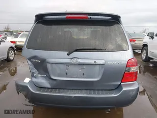 2006 Toyota Highlander w/3rd Row with VIN JTEEP21A360174203, listed as a IAAI auction lot 41787747 with 143,519 mi miles. Bid and sale history available at carsss.com. Image 16.