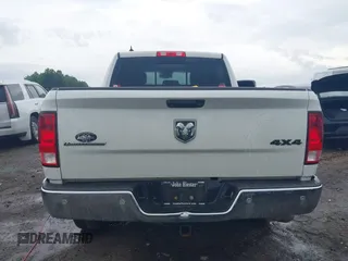 2015 Ram 1500 Outdoorsman z VIN 1C6RR7LG3FS626094, wystawiony jako IAAI lot #42431151 z przebiegiem 199 493 mil mil oraz . Historia ofert i sprzedaży dostępna na DreamBid. Obrazek 16.