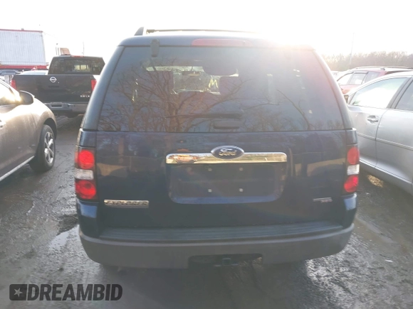 2006 Ford Explorer XLS with VIN 1FMEU62E26UA53768, listed as a IAAI auction lot 41136559 with 128,402 mi miles. Bid and sale history available at carsss.com. Image 16.