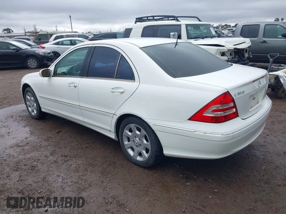 2006 Mercedes-Benz C 230 Sport z VIN WDBRF56H06F735744, wystawiony jako IAAI lot #41527959 z przebiegiem 238 665 mil mil oraz . Historia ofert i sprzedaży dostępna na DreamBid. Obrazek 3.