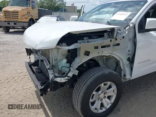 2021 Chevrolet Colorado 2WD LT z VIN 1GCGSCEN8M1159895, wystawiony jako IAAI lot #41946032 z przebiegiem 31 499 mil mil oraz . Historia ofert i sprzedaży dostępna na DreamBid. Obrazek 6.