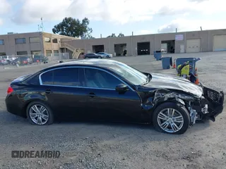 2015 Infiniti Q40 with VIN JN1CV6AP5FM501354, listed as a IAAI auction lot 41901144 with 103,878 mi miles. Bid and sale history available at carsss.com. Image 13.