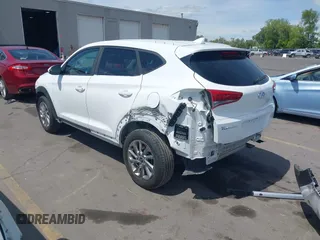 2018 Hyundai Tucson SEL Plus z VIN KM8J33A48JU766322, wystawiony jako IAAI lot #42184624 z przebiegiem 87 331 mil mil oraz . Historia ofert i sprzedaży dostępna na DreamBid. Obrazek 3.