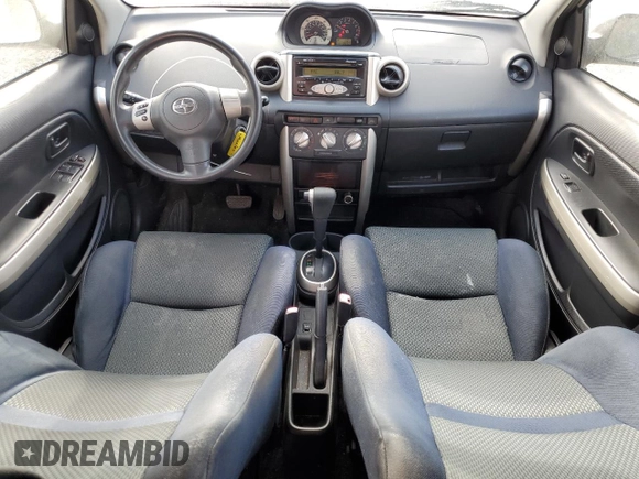 2006 Scion xA z VIN JTKKT624065002595, wystawiony jako Copart lot #73732864 z przebiegiem 198 897 mil mil oraz Szkoda całkowita • Salvage title. Historia ofert i sprzedaży dostępna na DreamBid. Obrazek 8.