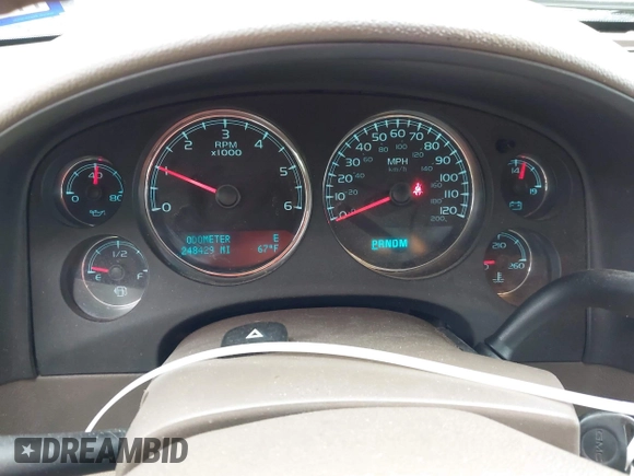 2010 GMC Sierra 1500 with VIN 3GTXKWE26AG242746, listed as a IAAI auction lot 41892737 with 248,429 mi miles and . Bid and sale history available at DreamBid. Image 7.