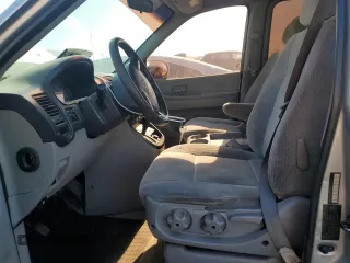 2004 Kia Sedona LX with VIN KNDUP131746573472, listed as a Copart auction lot 80593594 with 187,905 mi miles and Clean Title. Bid and sale history available at carsss.com. Image 7.