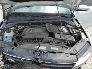 2017 Volkswagen Jetta GLI z VIN 3VW4T7AJ7HM370800, wystawiony jako Copart lot #54944255 z przebiegiem 115 572 mil mil oraz Szkoda całkowita • Salvage title. Historia ofert i sprzedaży dostępna na DreamBid. Obrazek 11.