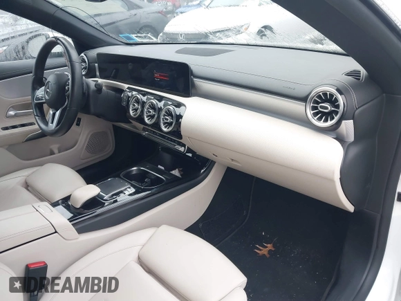 2020 Mercedes-Benz CLA with VIN W1K5J4HB6LN099128, listed as a IAAI auction lot 41551450 with 39,660 mi miles. Bid and sale history available at carsss.com. Image 5.