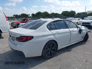 2021 BMW 5 Series 530i with VIN WBA53BH01MWX02468, listed as a IAAI auction lot 42115308 with 26,649 mi miles and . Bid and sale history available at DreamBid. Image 4.