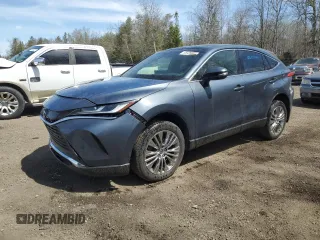 2022 Toyota Venza LE z VIN JTEAAAAH7NJ102744, wystawiony jako Copart lot #55026825 z przebiegiem 34 798 mil mil oraz Czysty tytuł • Clean title. Historia ofert i sprzedaży dostępna na DreamBid. Obrazek 1.