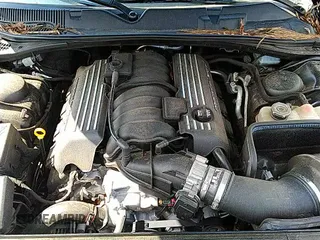 2022 Dodge Challenger R/T Scat Pack Widebody z VIN 2C3CDZFJ9NH140206, wystawiony jako IAAI lot #42726610 z przebiegiem 32 618 mil mil oraz . Historia ofert i sprzedaży dostępna na DreamBid. Obrazek 18.