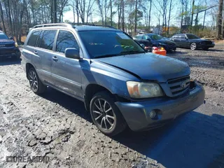 2007 Toyota Highlander with VIN JTEHD21A070048453, listed as a IAAI auction lot 41535478 with 220,898 mi miles. Bid and sale history available at carsss.com. Image 1.