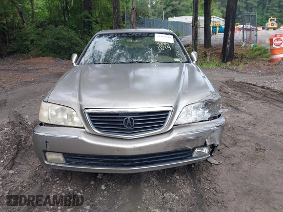 2002 Acura RL with VIN JH4KA96682C009762, listed as a IAAI auction lot 42450219 with 207,765 mi miles and . Bid and sale history available at DreamBid. Image 12.