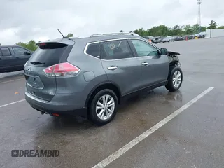 2015 Nissan Rogue SL z VIN 5N1AT2MV5FC799273, wystawiony jako IAAI lot #42281369 z przebiegiem 132 648 mil mil oraz . Historia ofert i sprzedaży dostępna na DreamBid. Obrazek 4.