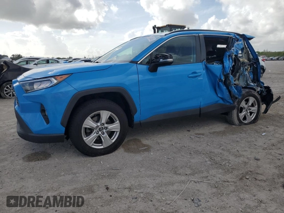 2021 Toyota RAV4 XLE with VIN 2T3W1RFV8MW118944, listed as a Copart auction lot 60824465 with 98,090 mi miles and Salvage title. Bid and sale history available at DreamBid. Image 1.