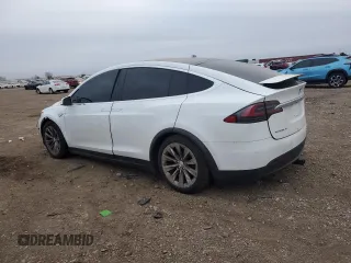 2016 Tesla Model X 70D z VIN 5YJXCBE25GF016928, wystawiony jako Copart lot #83615564 z przebiegiem Nie podano mil oraz Szkoda całkowita • Salvage title. Historia ofert i sprzedaży dostępna na DreamBid. Obrazek 2.