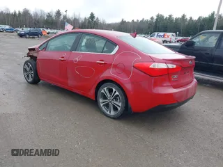 2016 Kia Forte EX z VIN KNAFX4A88G5490716, wystawiony jako IAAI lot #42017118 z przebiegiem 95 681 mil mil oraz . Historia ofert i sprzedaży dostępna na DreamBid. Obrazek 3.