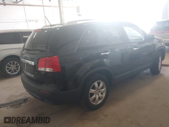 2013 Kia Sorento LX with VIN 5XYKT4A24DG364087, listed as a IAAI auction lot 42540199 with 238,247 mi miles and . Bid and sale history available at DreamBid. Image 4.