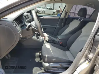 2017 Volkswagen Jetta S z VIN 3VW2B7AJXHM313582, wystawiony jako Copart lot #61959775 z przebiegiem 60 831 mil mil oraz Czysty tytuł • Clean title. Historia ofert i sprzedaży dostępna na DreamBid. Obrazek 7.