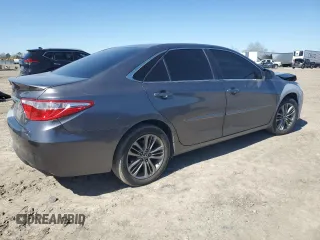 2017 Toyota Camry XLE with VIN 4T1BF1FK8HU743060, listed as a Copart auction lot 47870825 with 143,207 mi miles and Salvage Title. Bid and sale history available at carsss.com. Image 3.