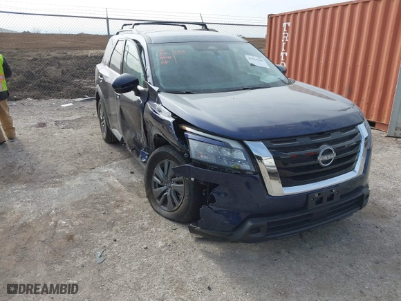 2024 Nissan Pathfinder SV with VIN 5N1DR3BA3RC201851, listed as a IAAI auction lot 41364260 with 17,282 mi miles. Bid and sale history available at carsss.com. Image 1.