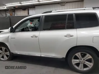 2012 Toyota Highlander Limited with VIN 5TDDK3EH3CS153436, listed as a IAAI auction lot 42574885 with Not provided miles and . Bid and sale history available at DreamBid. Image 13.