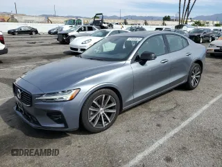 2021 Volvo S60 Momentum with VIN 7JR102FZ7MG126828, listed as a Copart auction lot 47044625 with 56,247 mi miles and Salvage Title. Bid and sale history available at carsss.com. Image 1.