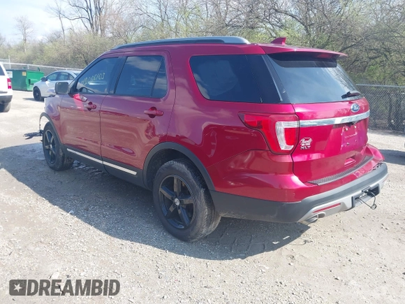 2017 Ford Explorer XLT with VIN 1FM5K8D89HGC83575, listed as a IAAI auction lot 42006103 with 108,764 mi miles and . Bid and sale history available at DreamBid. Image 3.