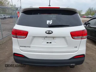 2017 Kia Sorento LX with VIN 5XYPGDA57HG230104, listed as a IAAI auction lot 42124473 with 79,959 mi miles and . Bid and sale history available at carsss.com. Image 16.